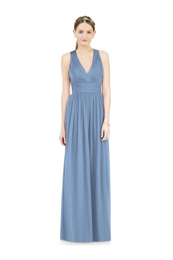 Fournisseurs de Bleu poussiéreux Trapèze Col V Mousseline Longue Robes demoiselle d'honneur