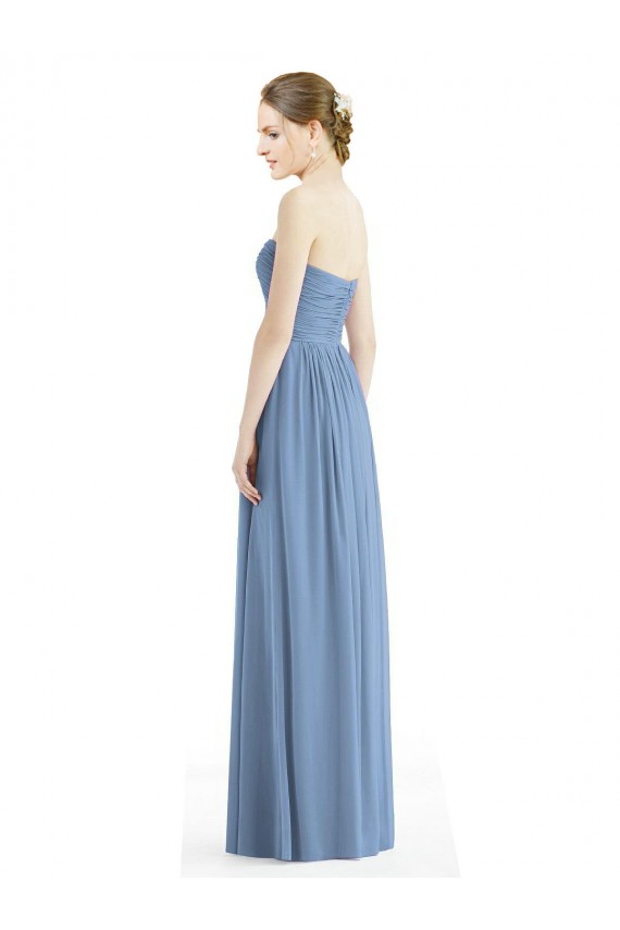 Fournisseurs de Bleu poussiéreux Trapèze Sans bretelle Mousseline Longue Robes demoiselle d'honneur
