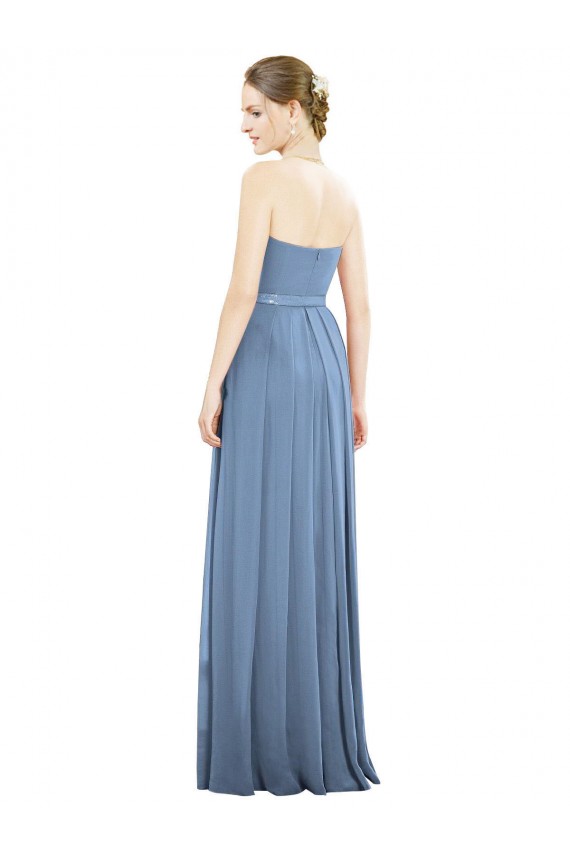 Fournisseurs de Bleu poussiéreux Trapèze Sans bretelle Mousseline Longue Robes demoiselle d'honneur